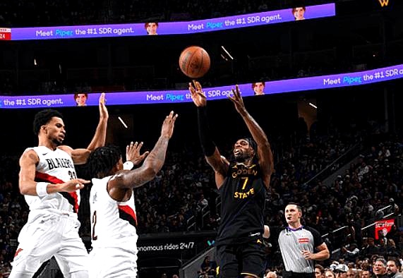 勇士主场惜败爵士，遭遇两连败