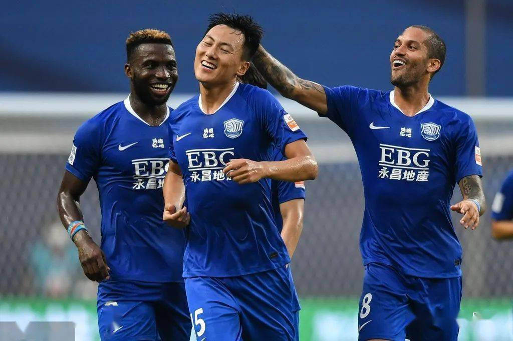 广东内战：富力对阵华夏幸福，激战激情的简单介绍