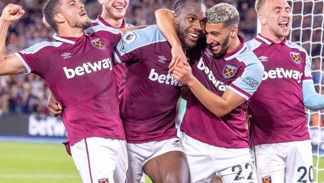 关于劲旅交锋！谁能够在球场上脱颖而出？的信息